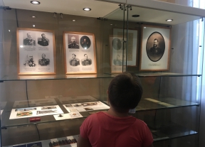 Для детей Мценского района из семей  социально- незащищенных категорий была организована экскурсия в Военно-исторический музей города Орла