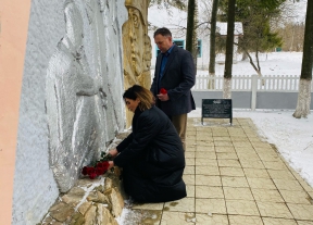 Сегодня в Спасско-Лутовиновском Доме культуры сегодня чествовали воинов-интернационалистов Мценского района и родителей ребят, которые погибли при участии в локальных конфликтах.